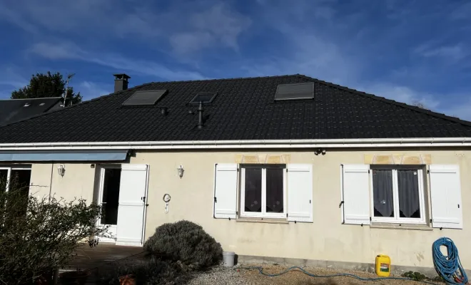 Réalisation de peinture sur toiture chez un particulier proche de Beaugency , Olivet, Marie Habitat